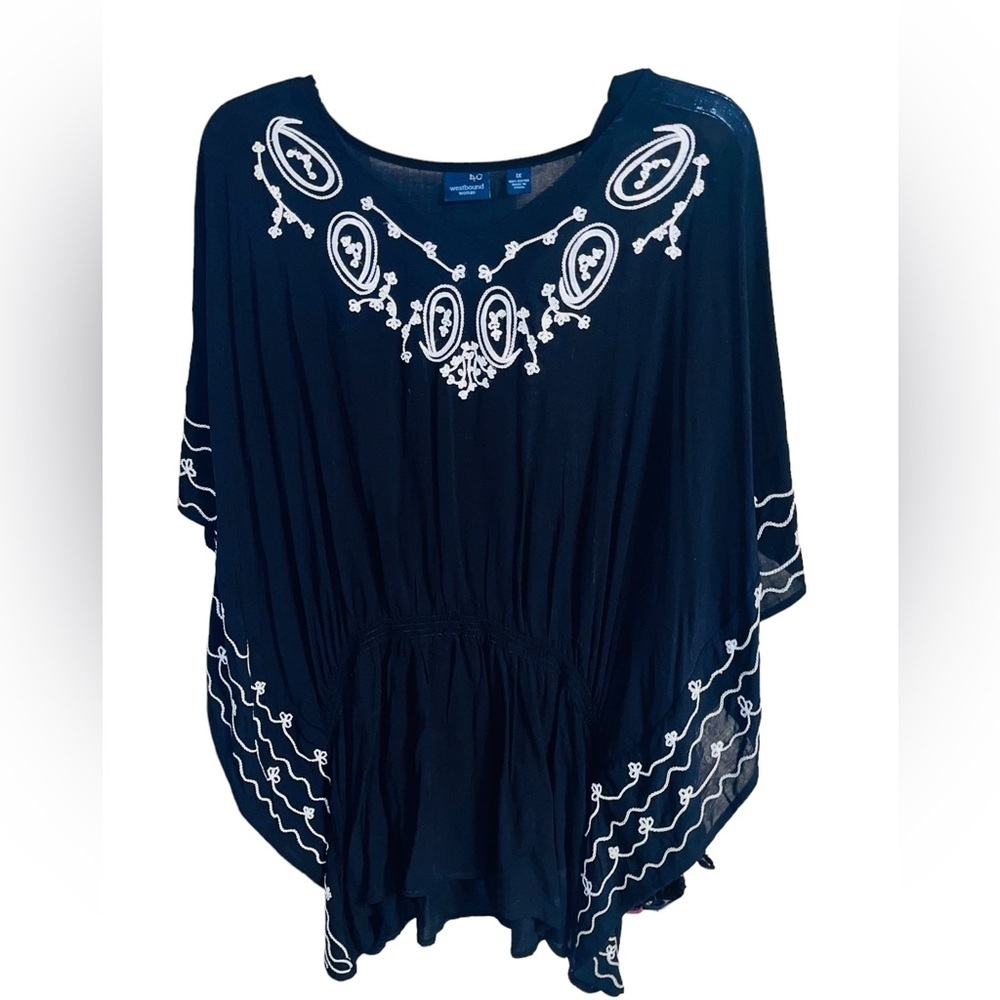 Westbound black w/white embroidery top 1X